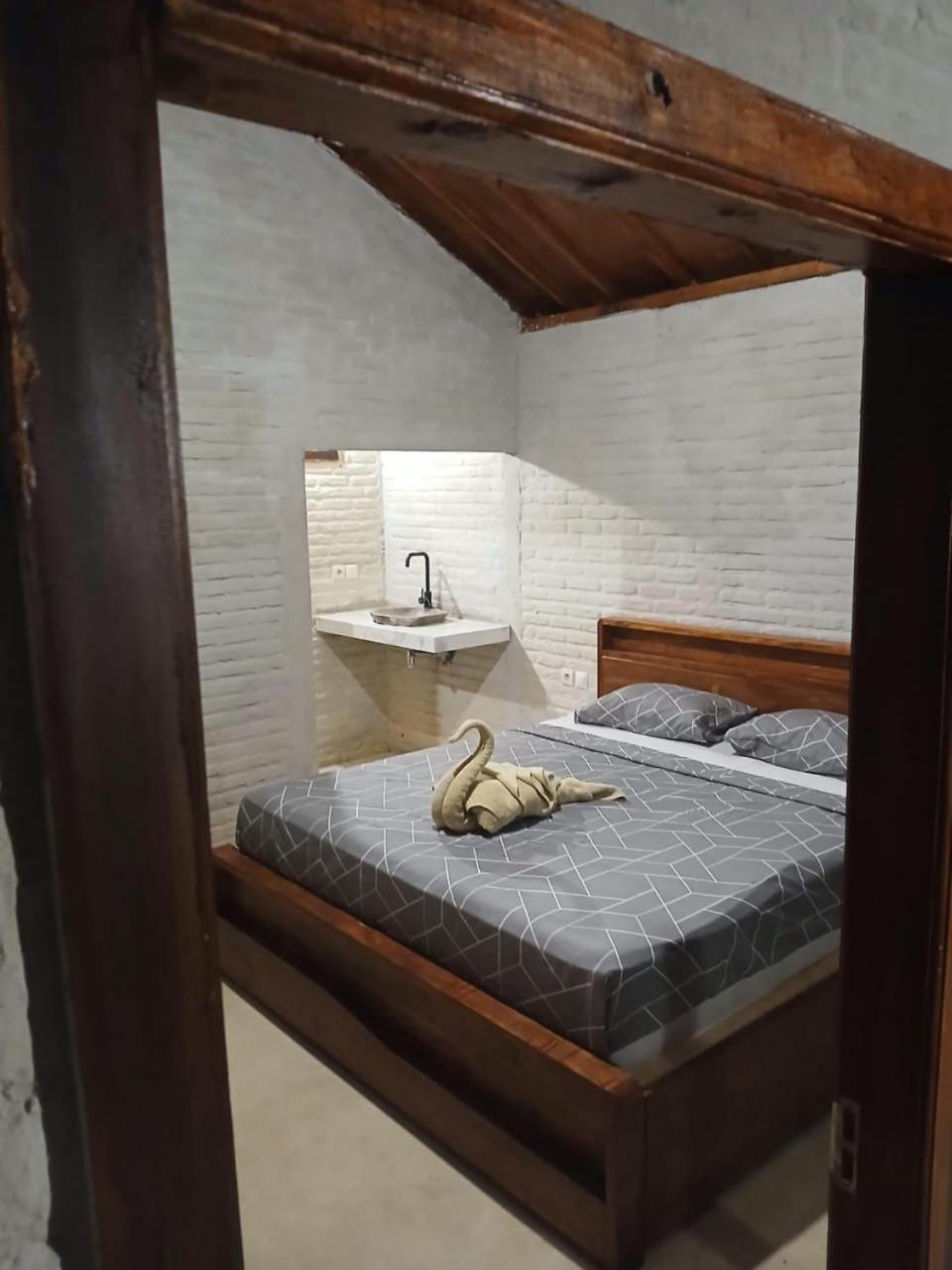 Opik Homestay Tete Batu Tetebatu Exteriör bild